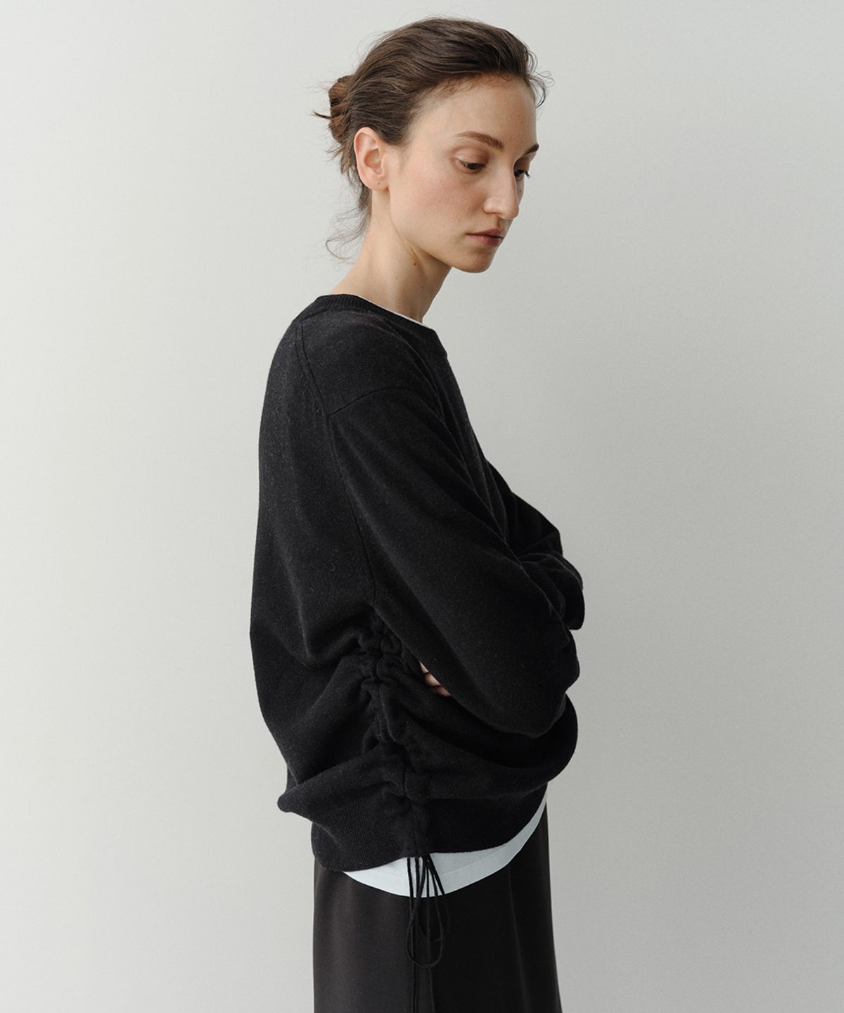 이아(EAAH) CASHMERE STRING KNIT TOP (BLACK)