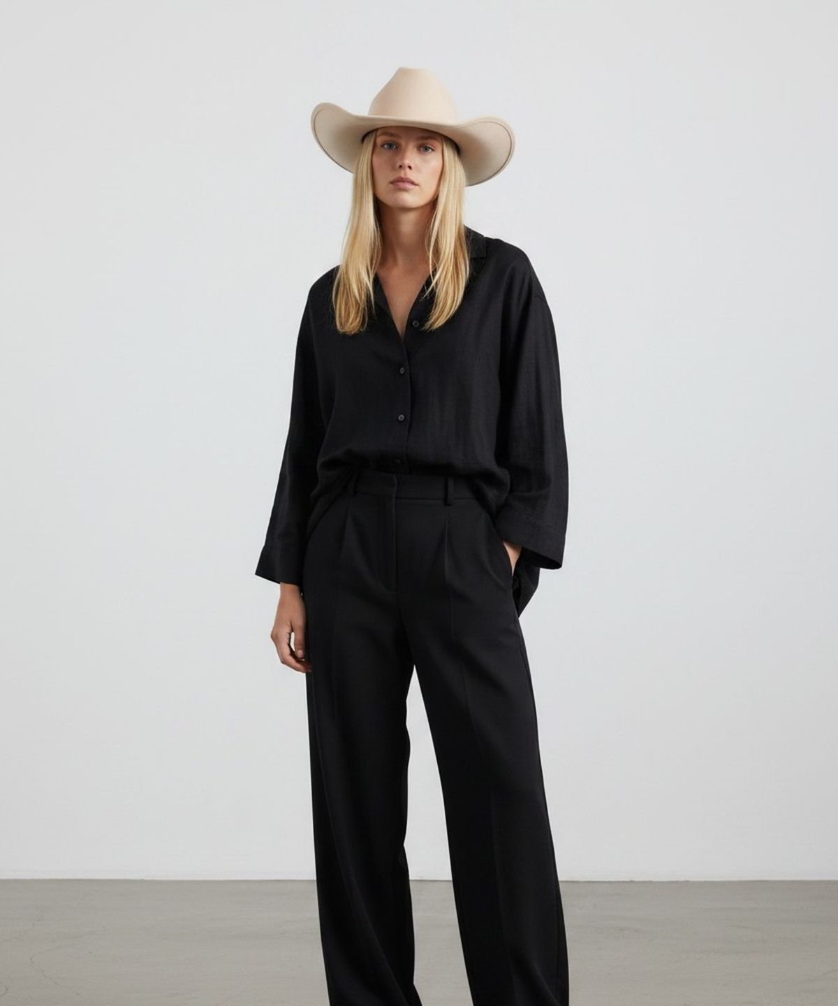 유니버셜 케미스트리(UNIVERSAL CHEMISTRY) Cowboy Wool Ivory Long Fedora 페도라