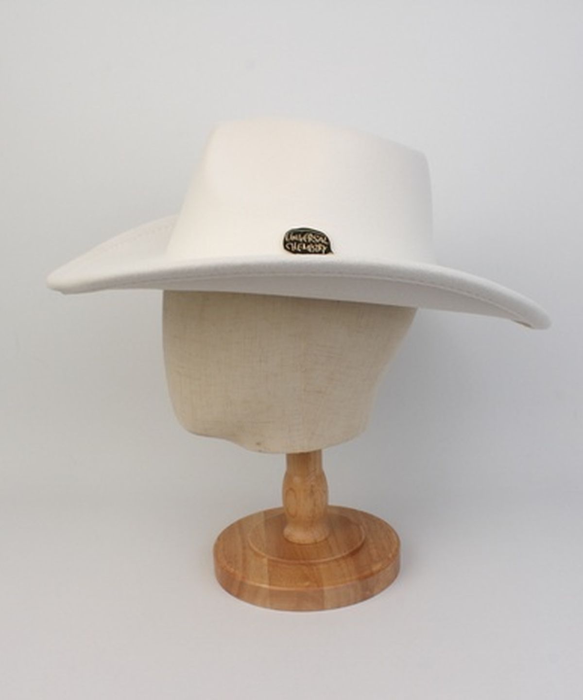 유니버셜 케미스트리(UNIVERSAL CHEMISTRY) Cowboy Wool White Fedora 페도라