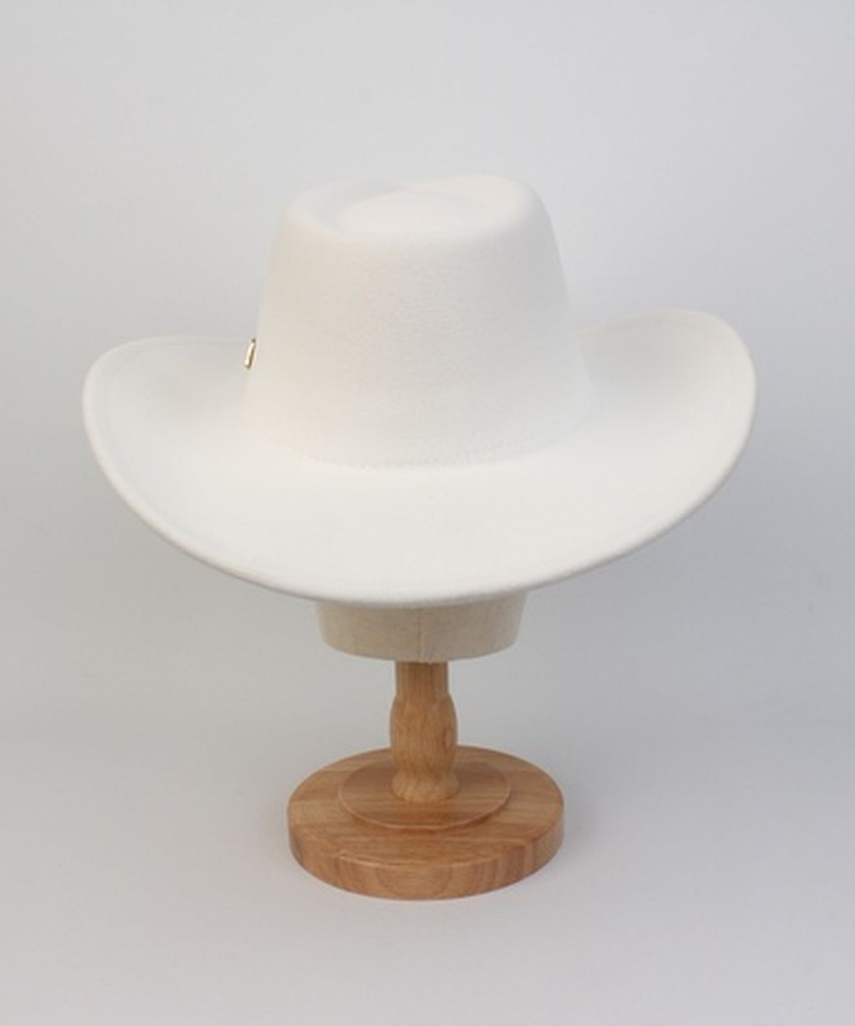 유니버셜 케미스트리(UNIVERSAL CHEMISTRY) Cowboy Wool White Fedora 페도라