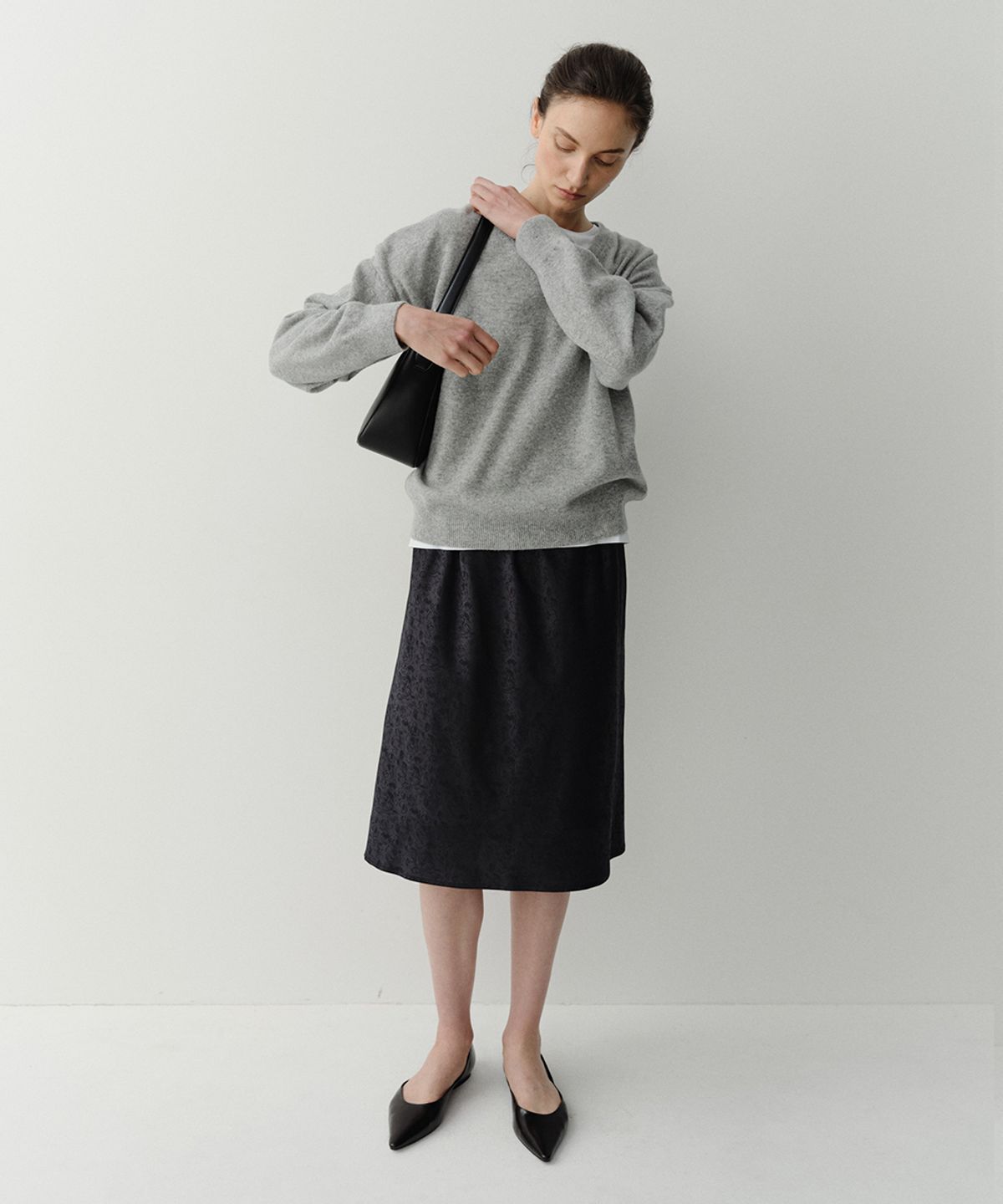 이아(EAAH) JACQUARD BANDING MIDI SKIRT (BLACK)
