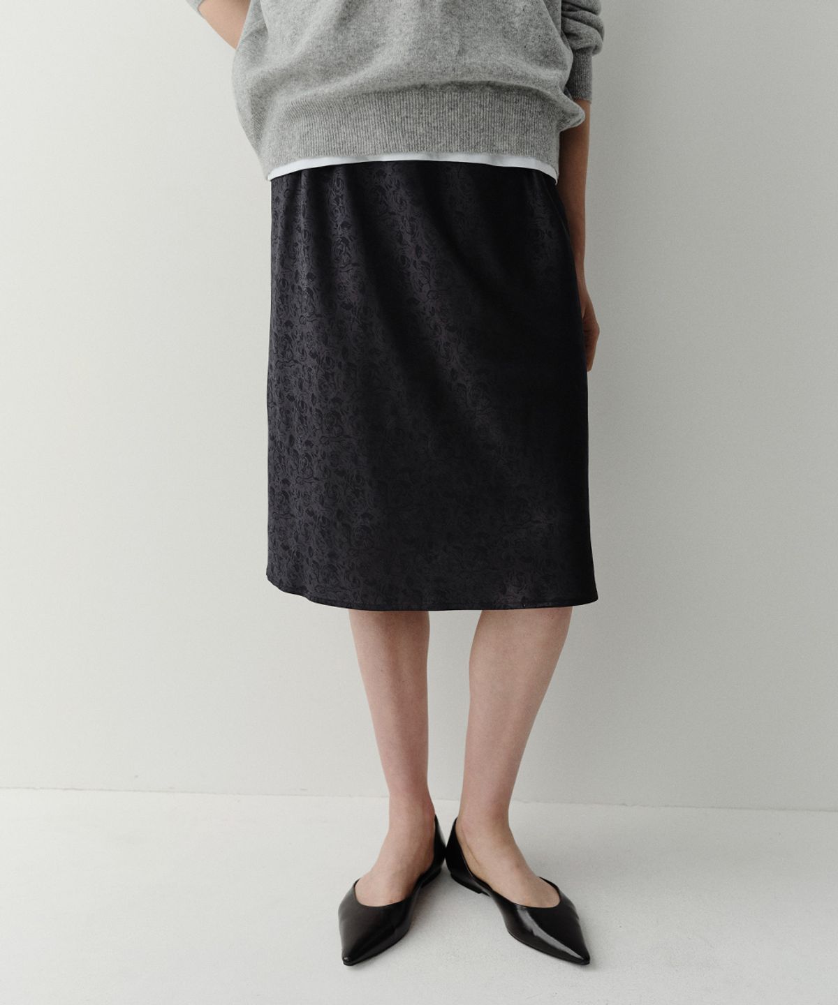 이아(EAAH) JACQUARD BANDING MIDI SKIRT (BLACK)