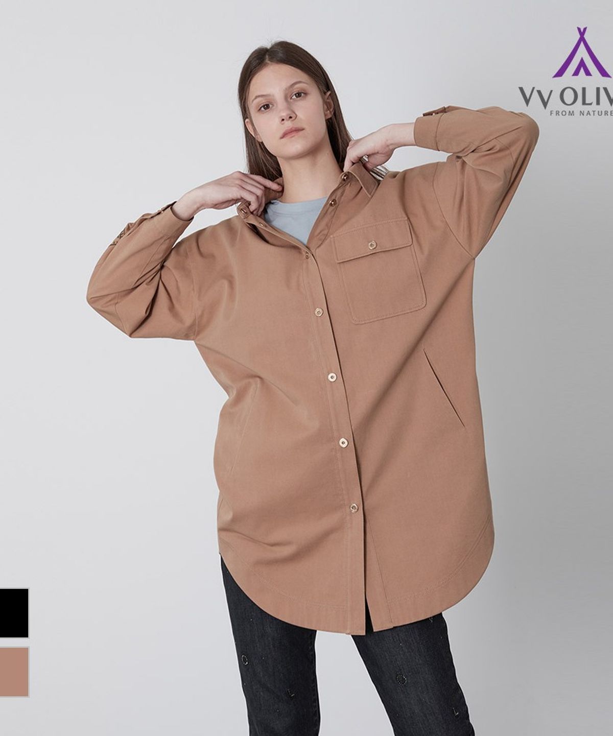 비비올리비아(VVOLIVIA) 자수 포인트 아우터형 블라우스_VVBNLYF8161