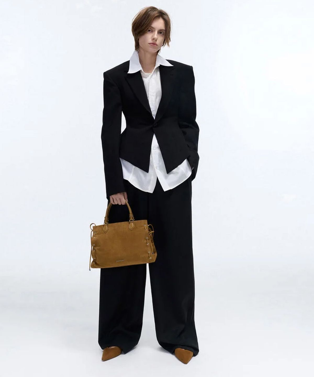 찰스앤키스(CHARLES & KEITH) 라지 나일라 그로밋 레이스업 토트백 사하라 샌드 CK2-30782917-1