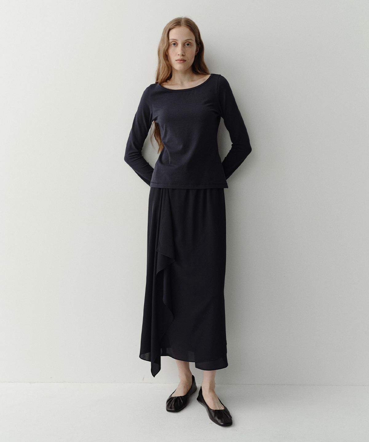 이아(EAAH) DRAPE WRAP BANDING SKIRT (NAVY)