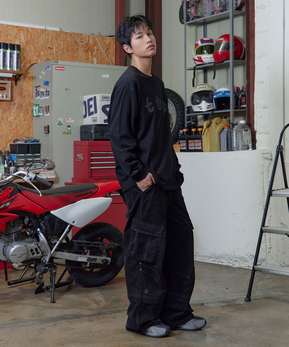 토니로렌스(TONY LAWRENCE) 워시드카고플레어 팬츠 블랙