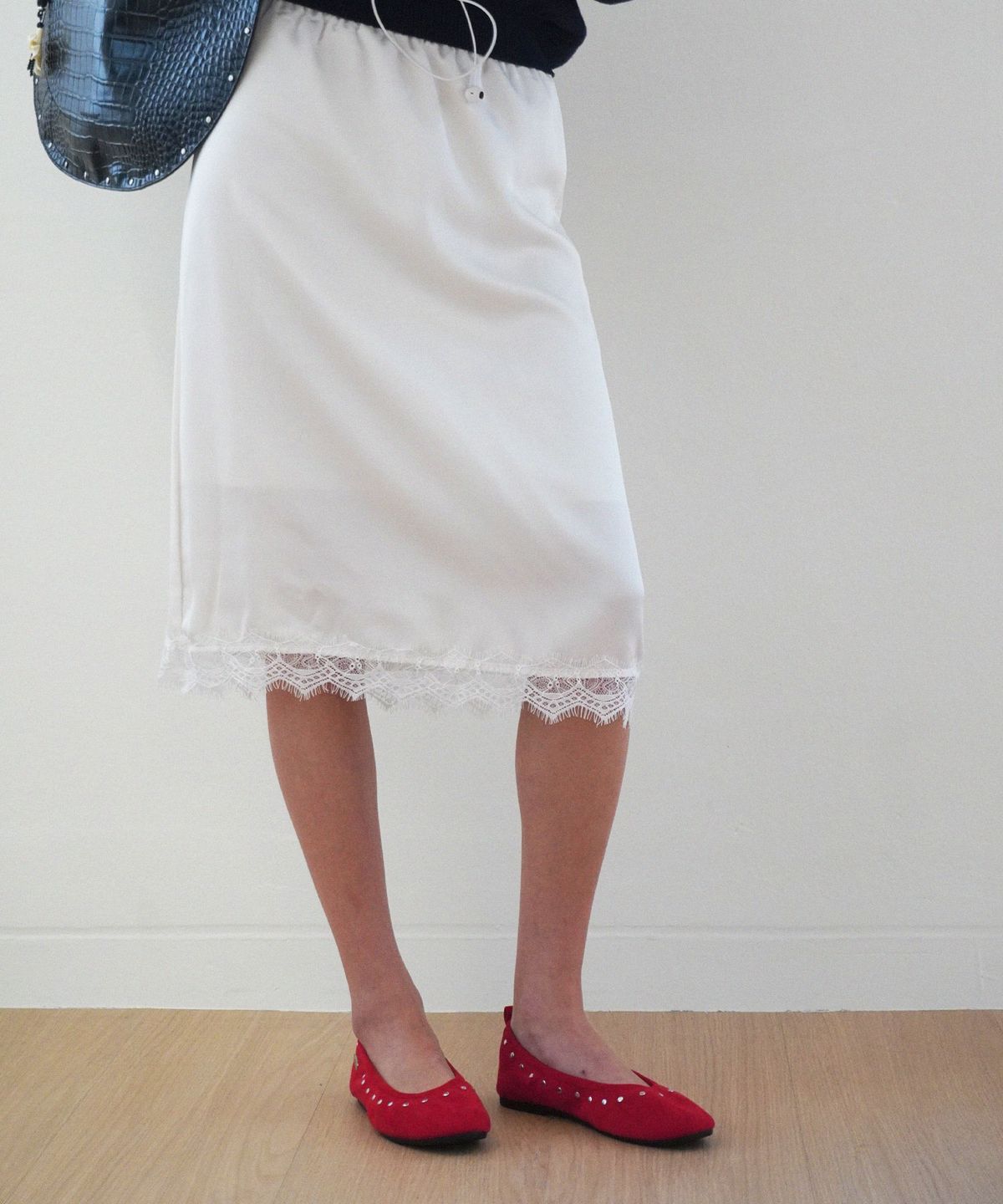 옴니포턴트(OMNIPOTENT) (227)omn Stud Flat Shoes _5colors