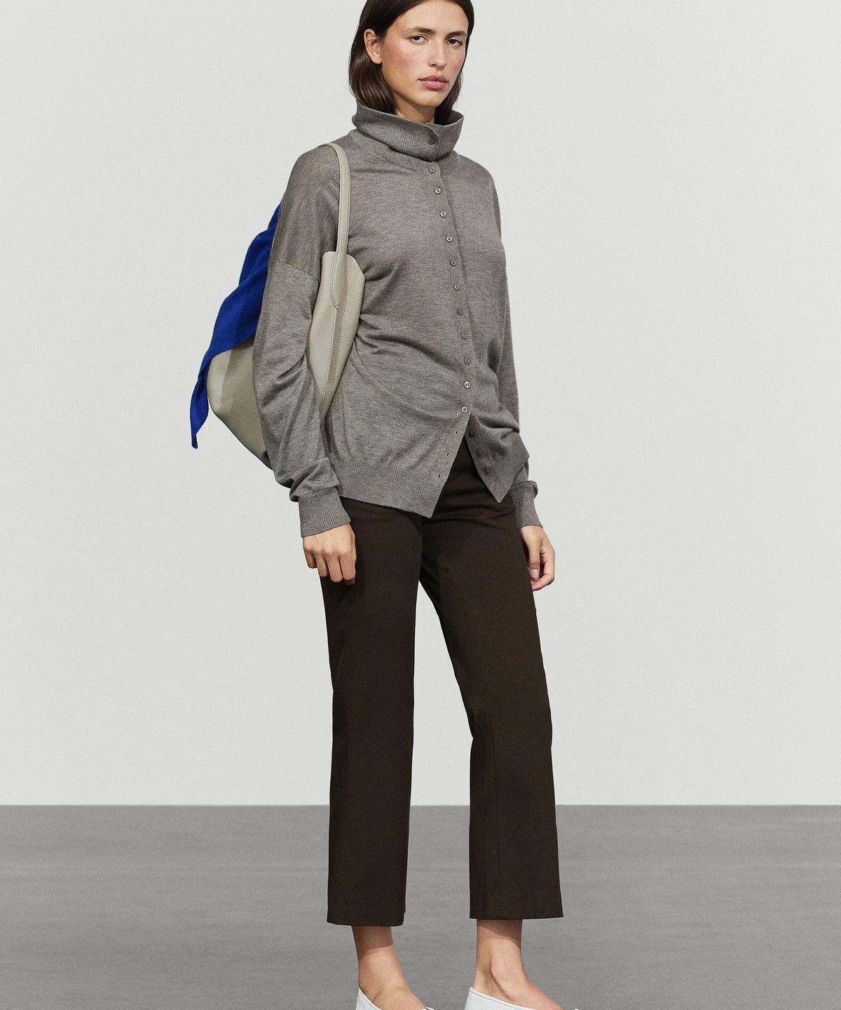마시모두띠(MASSIMO DUTTI) 스트레치 킥 플레어 팬츠