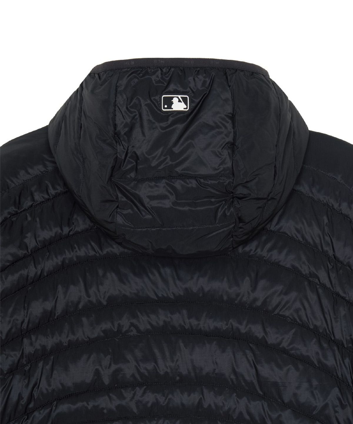 엠엘비(MLB) 커브 에어쉘 경량 후드 패딩 NY (Black)