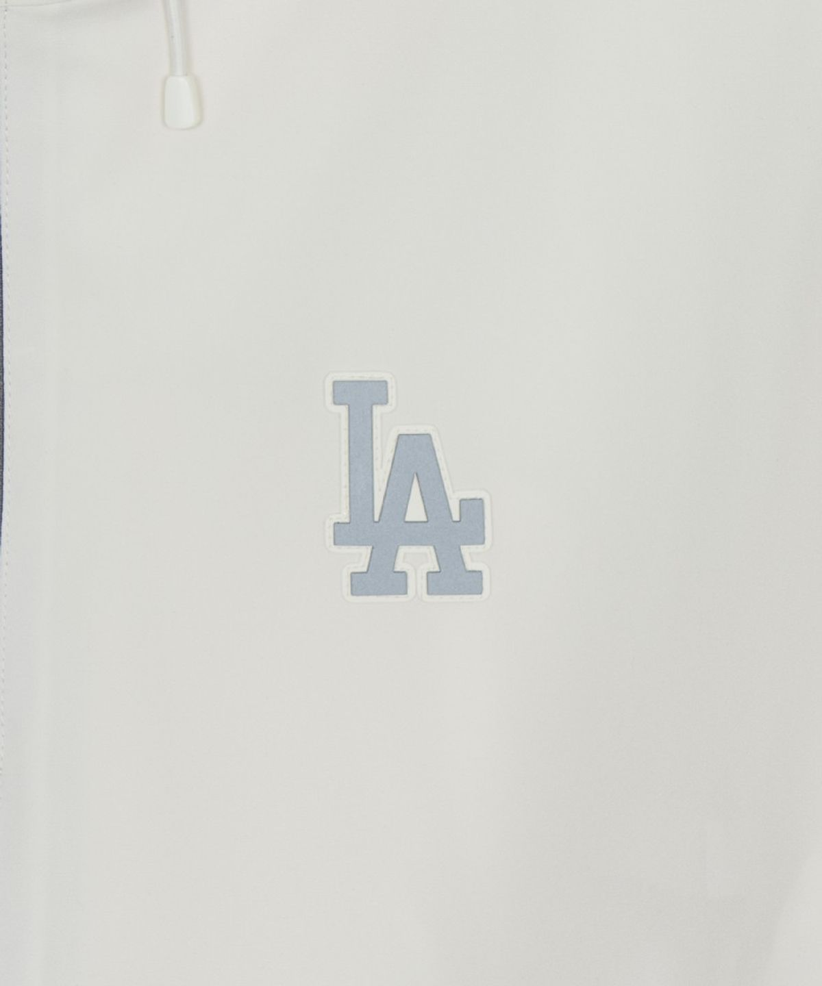 엠엘비(MLB) 고프코어 메가로고 2L 커브 바람막이 LA (Cream)