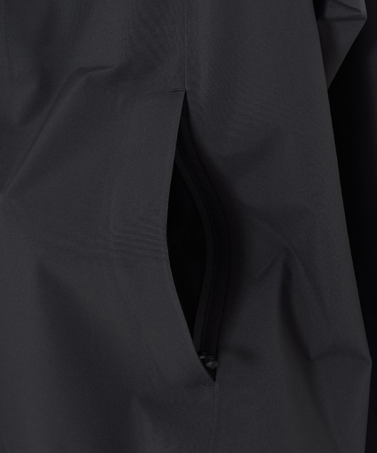 엠엘비(MLB) 고프코어 3L 사선 지퍼 바람막이 NY (D.Charcoal Grey)