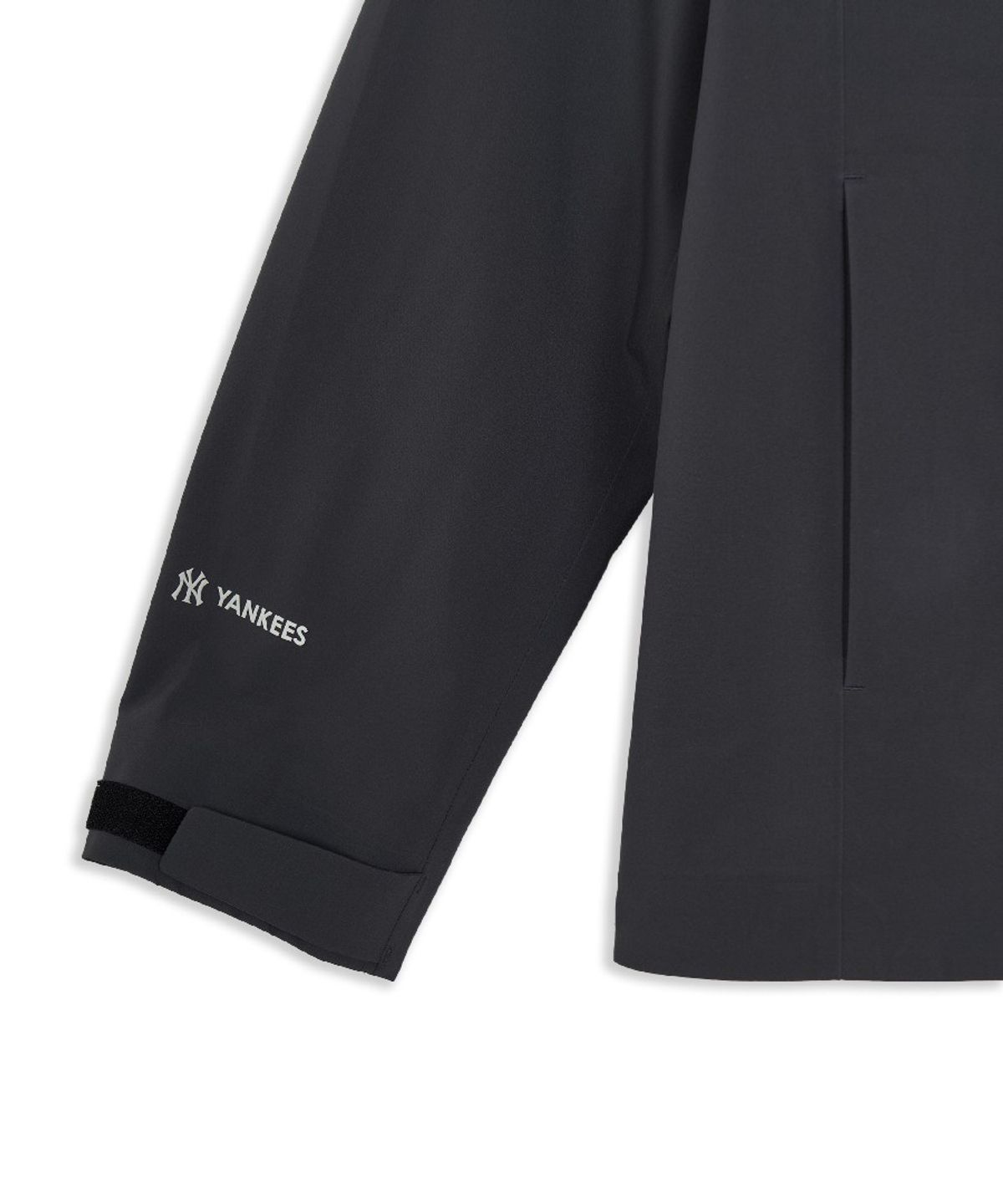 엠엘비(MLB) 고프코어 3L 사선 지퍼 바람막이 NY (D.Charcoal Grey)
