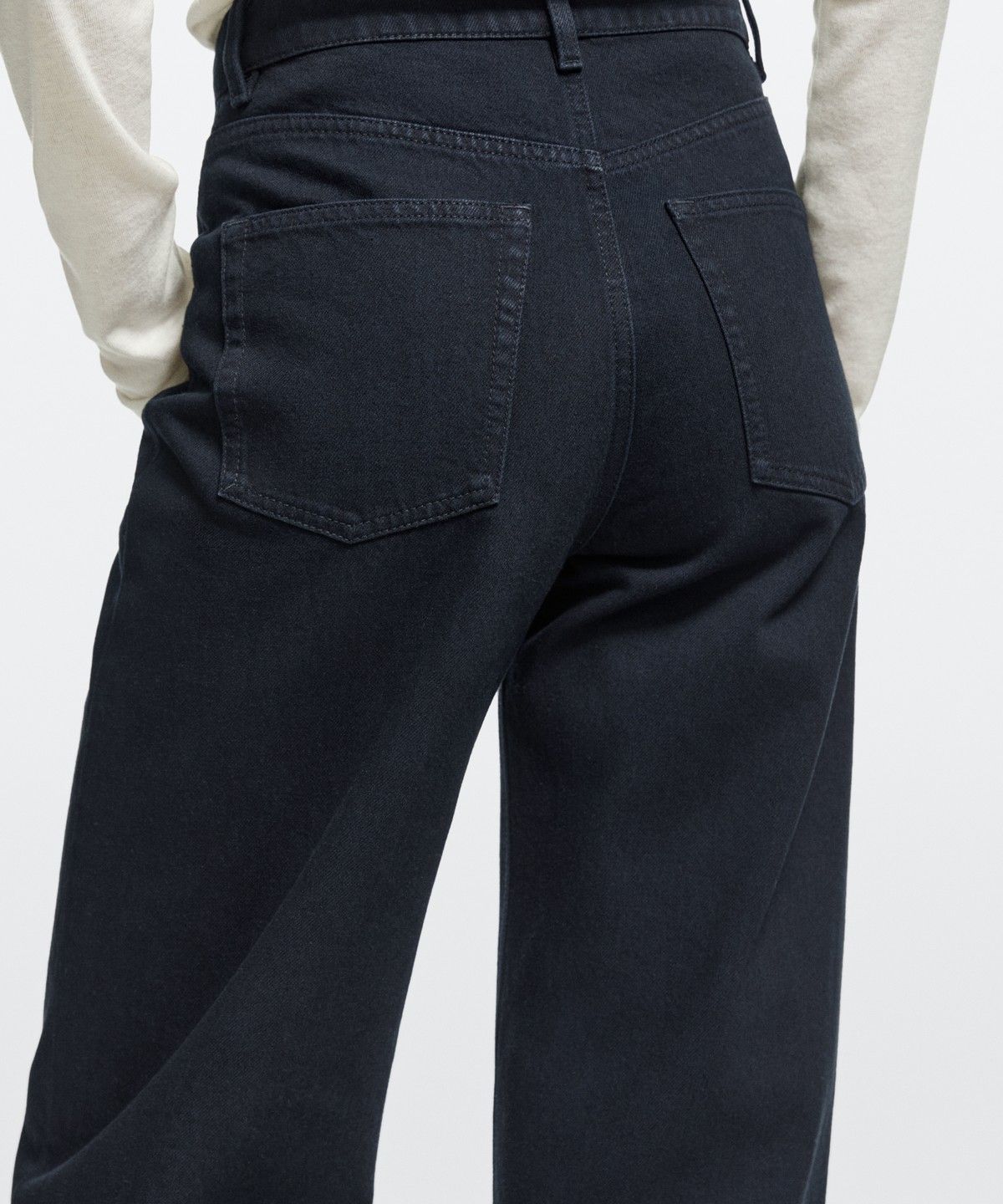 마시모두띠(MASSIMO DUTTI) 하이라이즈 배럴 핏 진