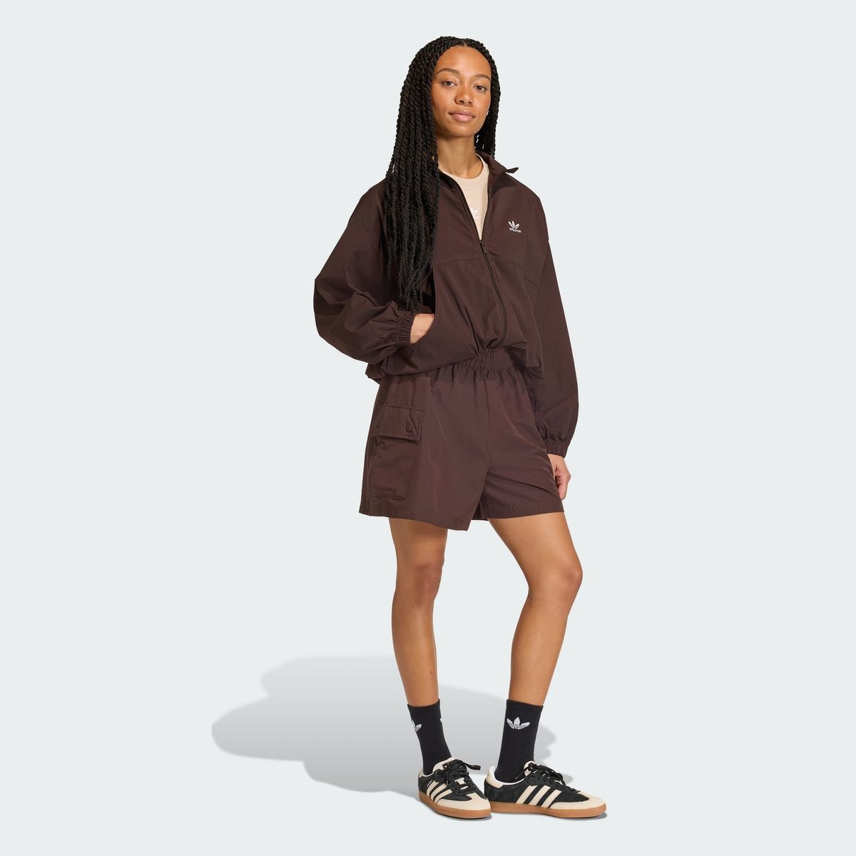 아디다스(ADIDAS) 에센셜 우븐 윈드브레이커 KE3203