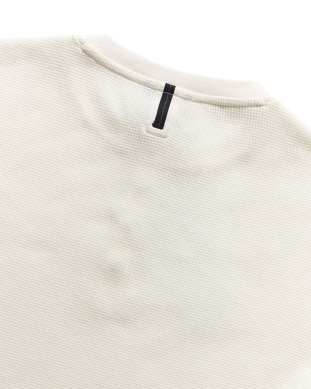 언어펙티드 에센셜(UNAFFECTED ESSENTIAL) HENLEY NECK LONG SLEEVES / OFF WHITE
