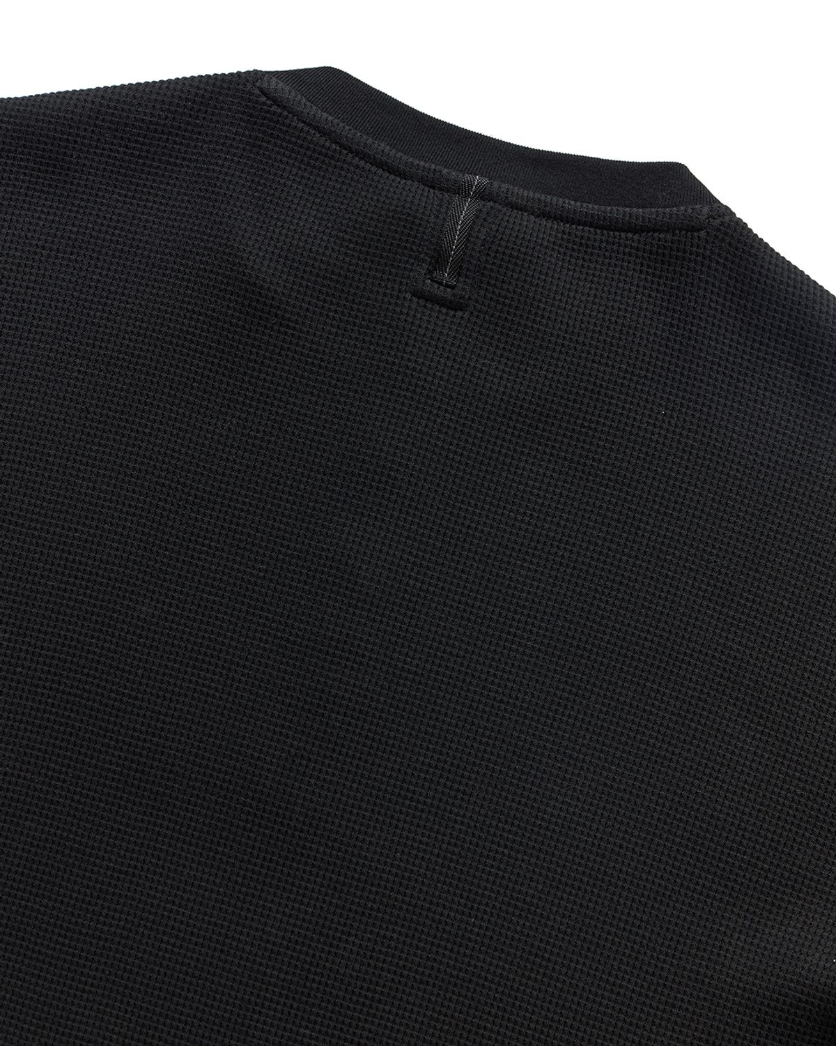 언어펙티드 에센셜(UNAFFECTED ESSENTIAL) HENLEY NECK LONG SLEEVES / BLACK