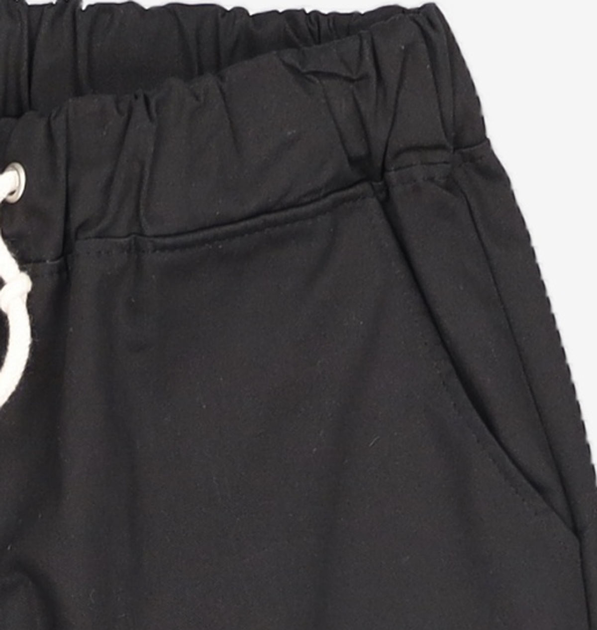 유니어패럴(UNI APPAREL) 숏팬츠 L