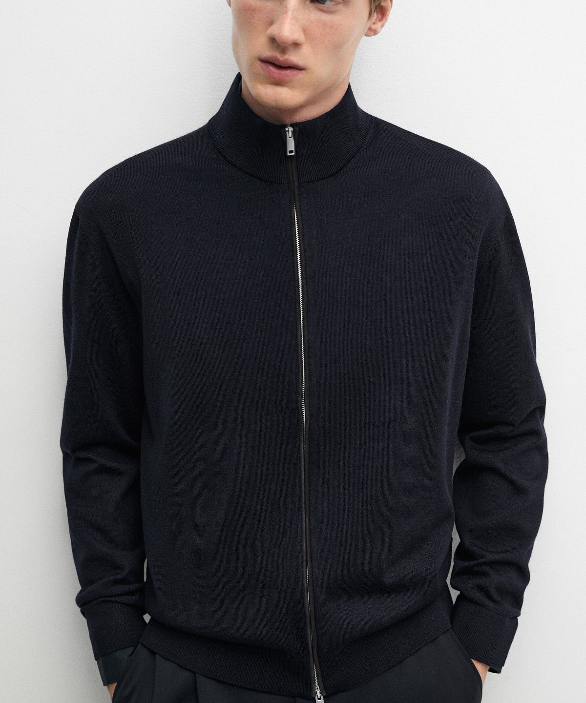 마시모두띠(MASSIMO DUTTI) 메리노 울 블렌드 집업 니트 가디건