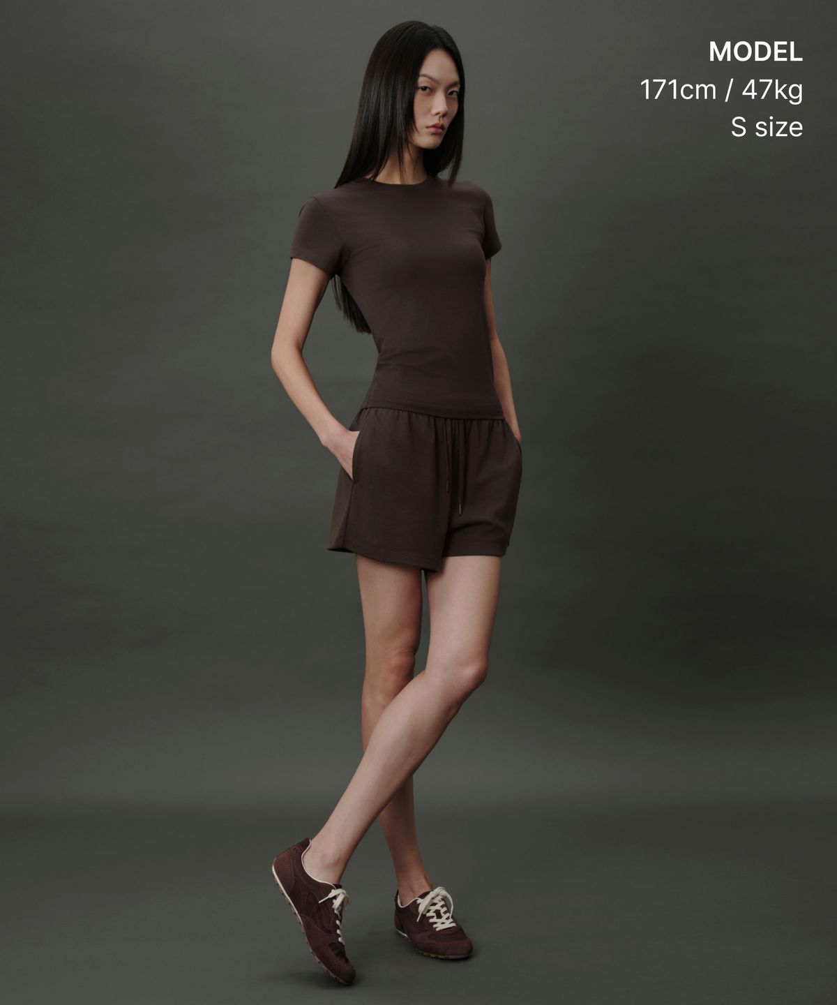 무신사 스탠다드 우먼(MUSINSA STANDARD WOMAN) [리커버리] 우먼즈 레귤러 핏 3부 쇼츠 [브라운]