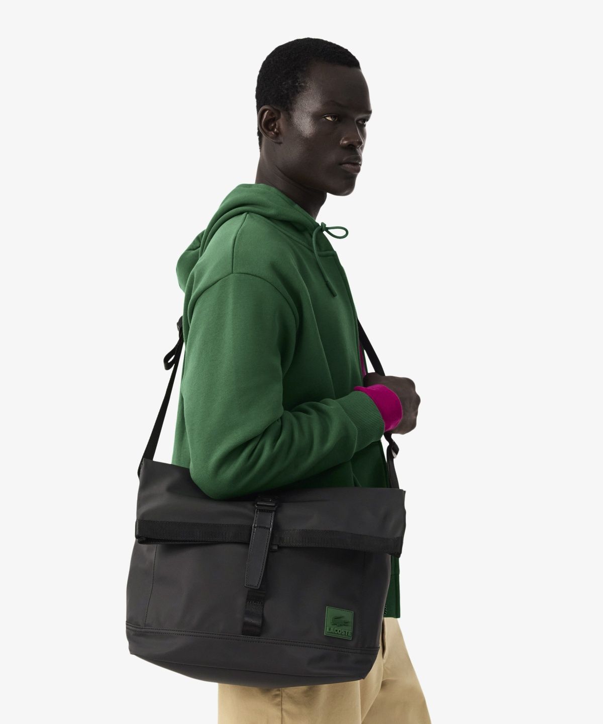 라코스테(LACOSTE) 남성 라코스테 인 모션 라지 메신저백 NH5438I56N 000