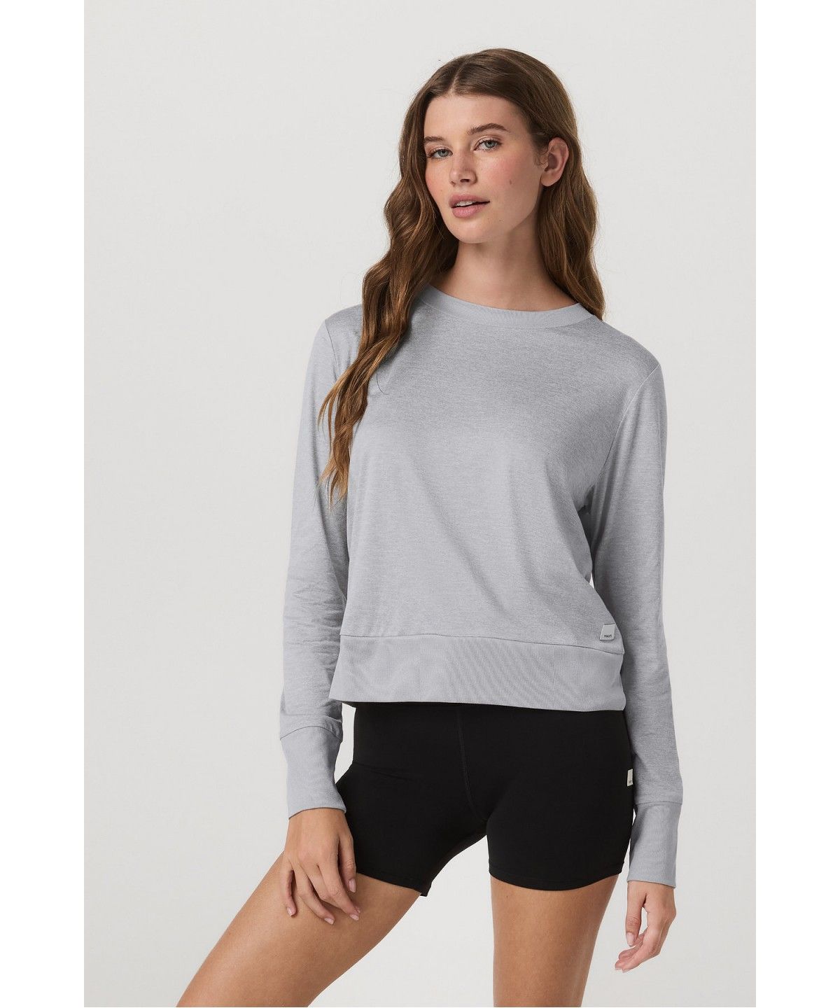 뷰오리(VUORI) [여성] 데이드림 크루_멜란지 그레이_VR26321002