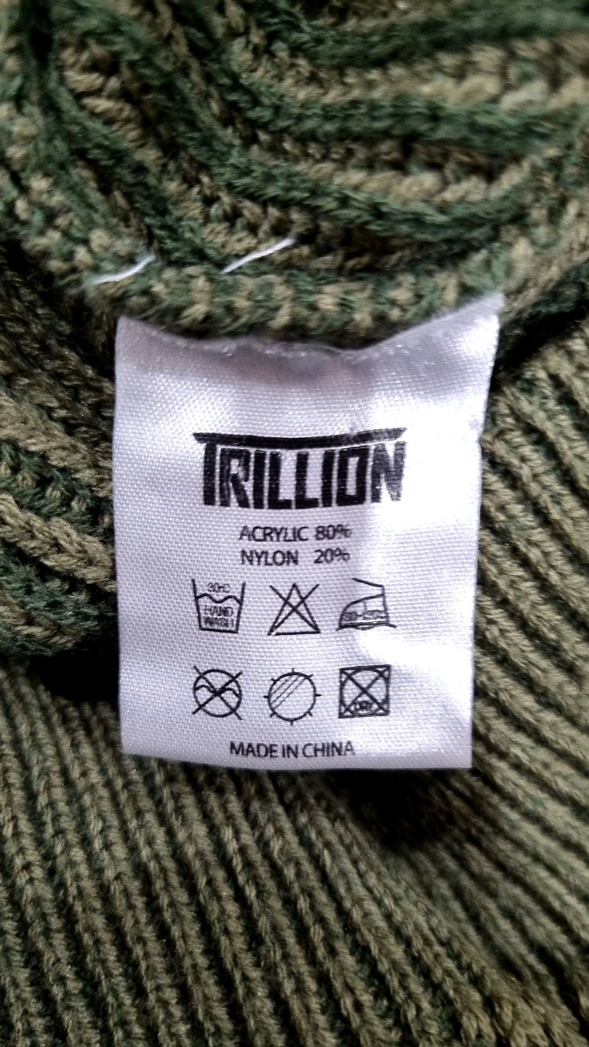 트릴리온(TRILLION) 니트/스웨터 L