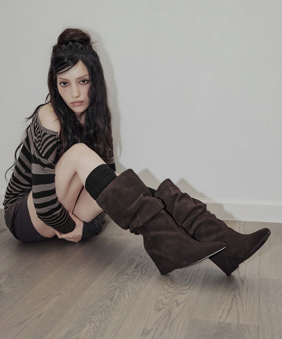 이크닉(IHCNIK) 309 fade wedge boots / brown