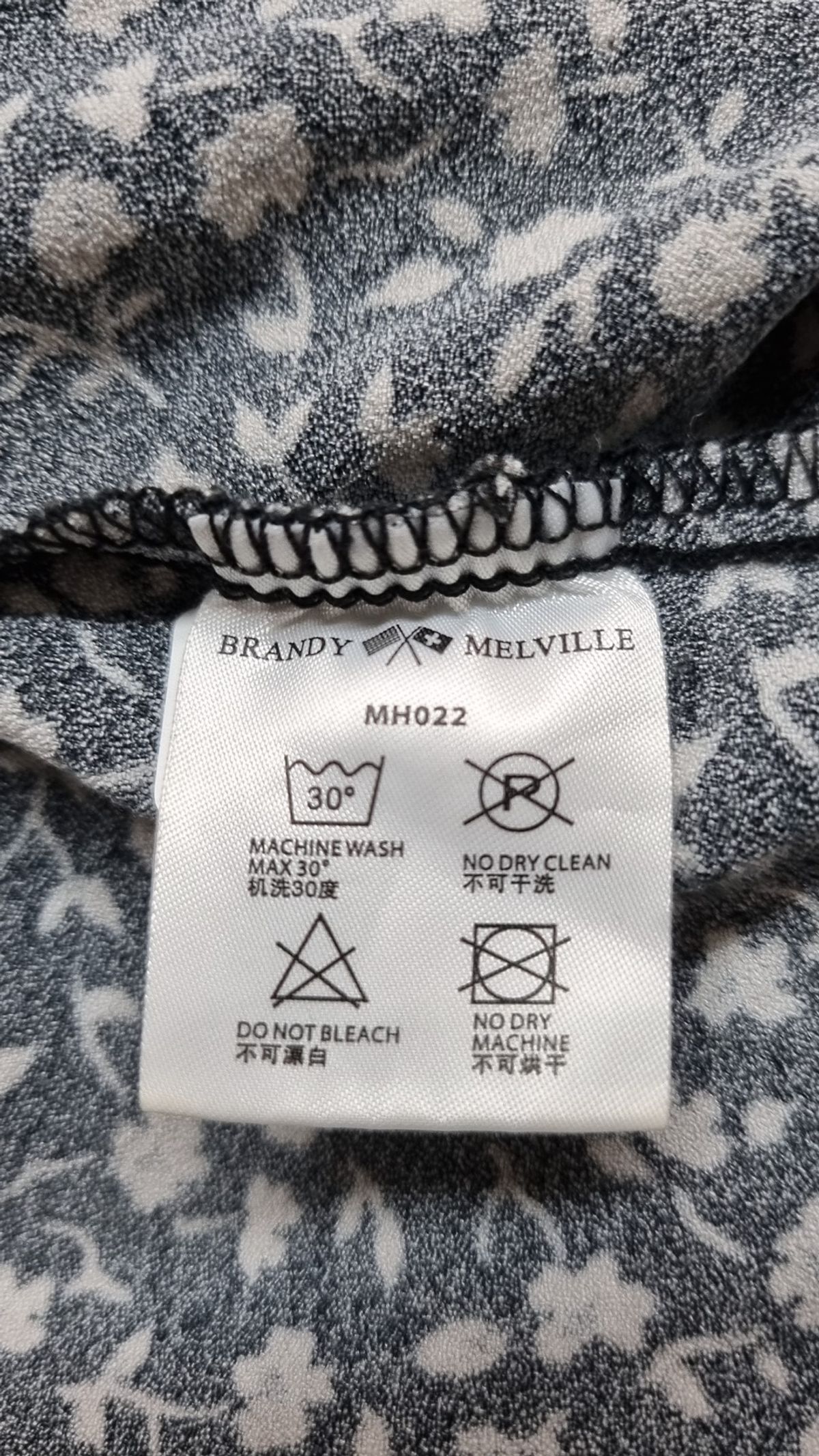 브랜디멜빌(BRANDY MELVILLE) 미니스커트 26