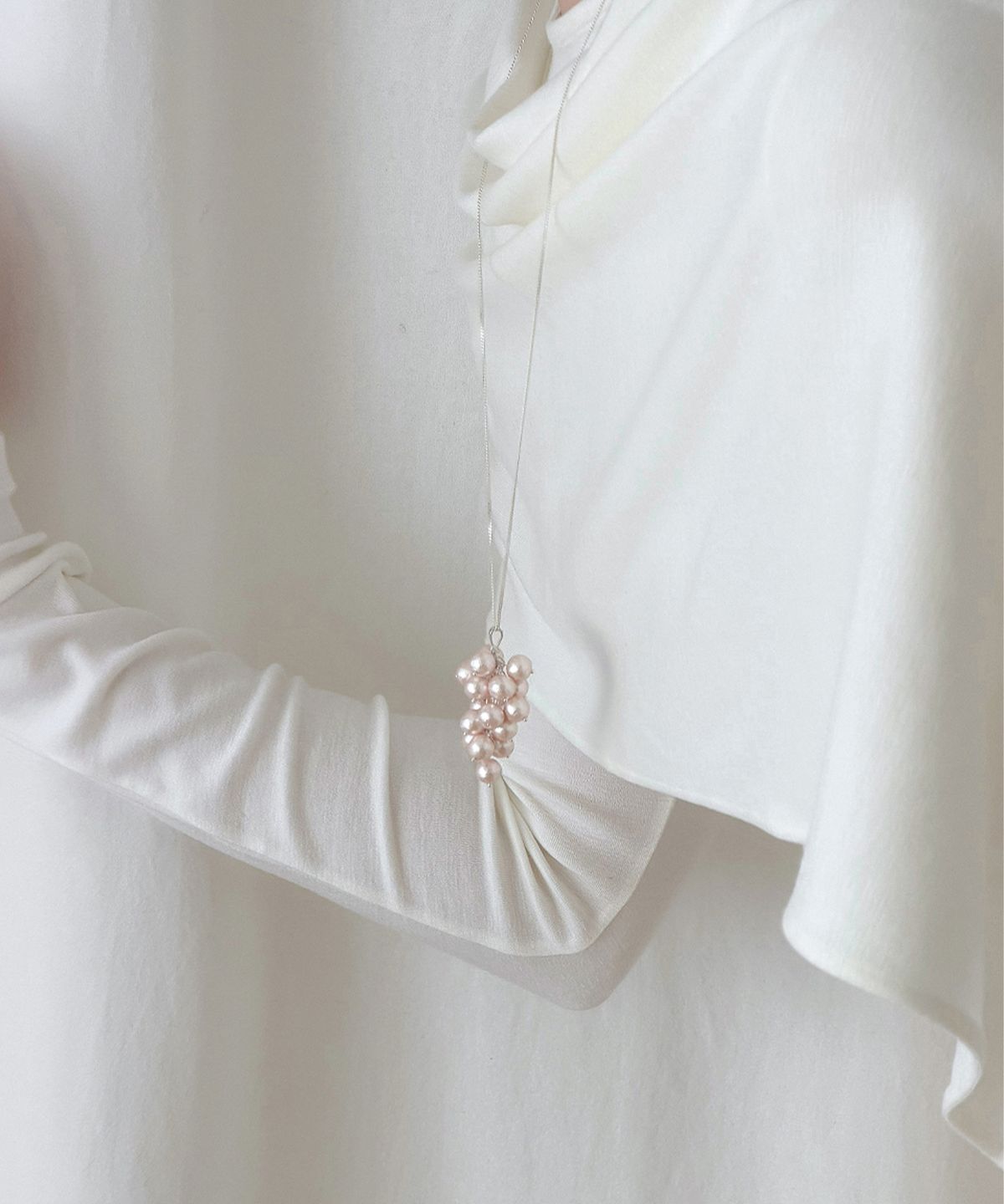 오시에르(osier) Cotton Bloom Necklace