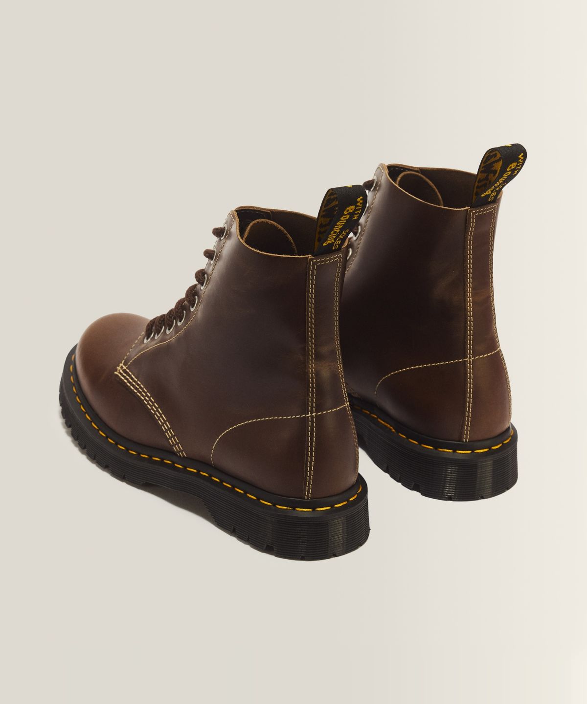 닥터마틴(DR.MARTENS) 1460 파스칼 벤 8홀 부츠 - 파실 브라운 / 43326201
