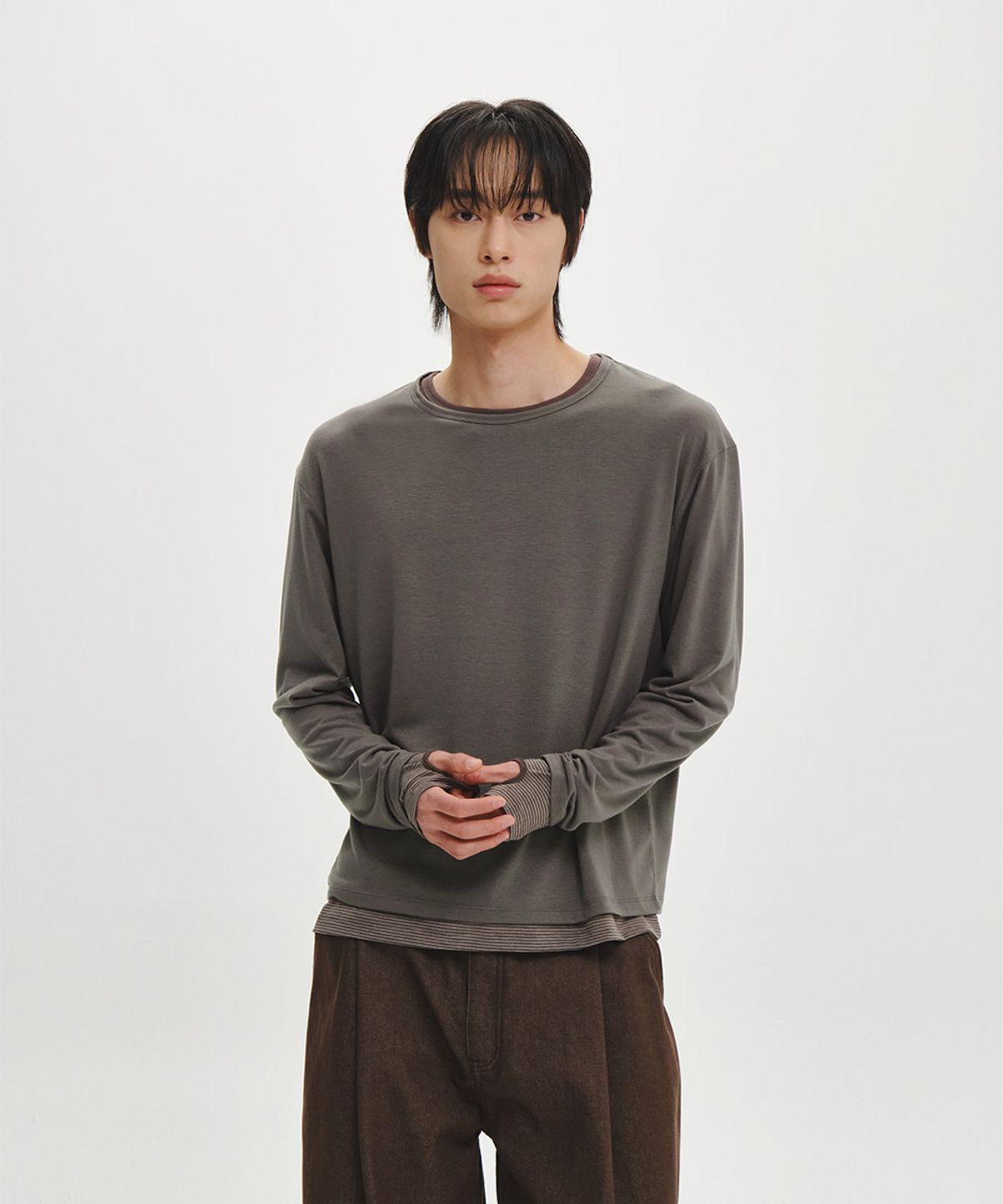 이코르(ECORR) 워셔블 베이직 라운드 크롭 롱슬리브_브라운