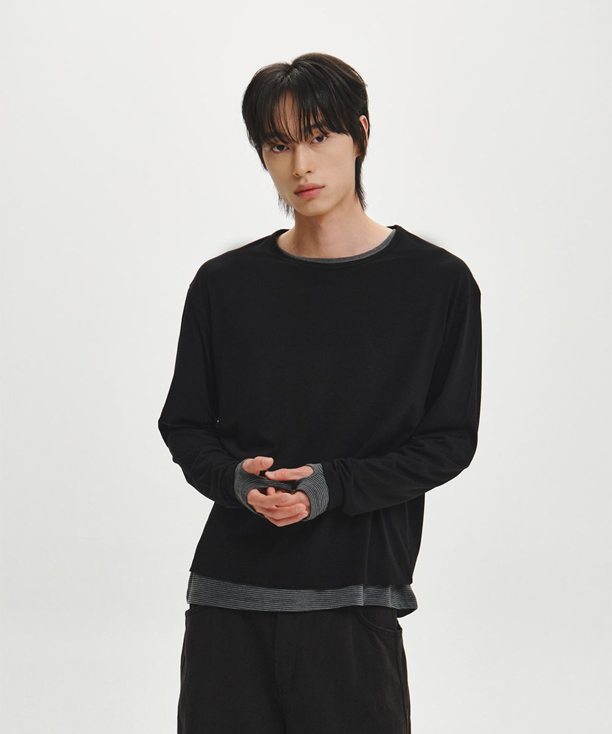 이코르(ECORR) 워셔블 베이직 라운드 크롭 롱슬리브_블랙