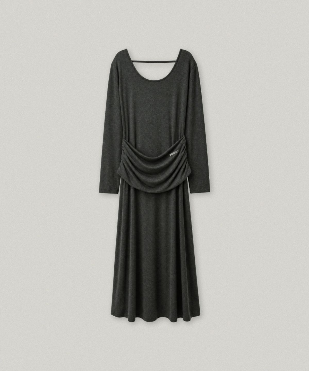 폴뉴아(FOLNUA) NOCTURNE SHIRRING LONG DRESS (CHARCOAL)