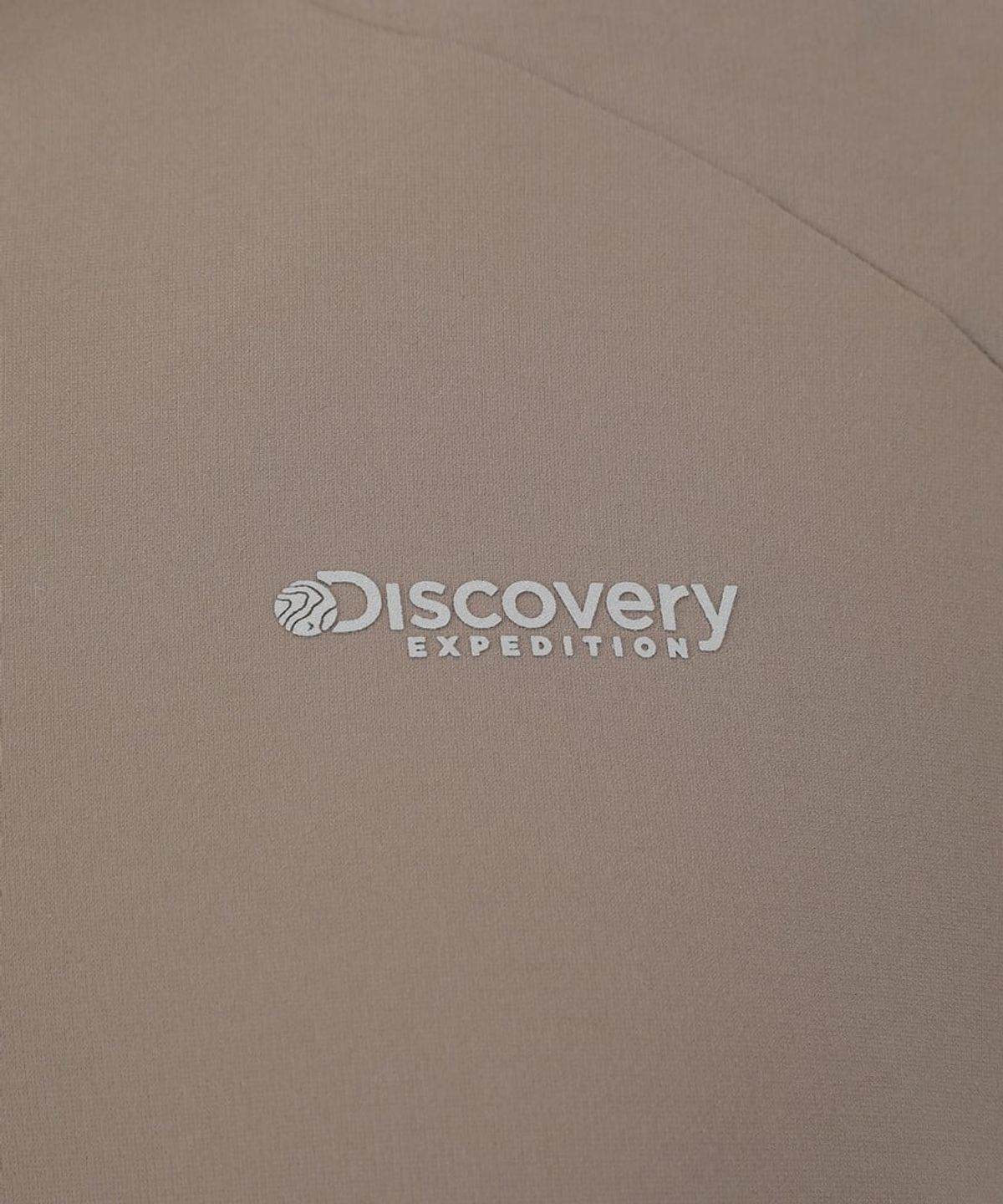 디스커버리 익스페디션(DISCOVERY EXPEDITION) 여성 하이브리드 반집업 티셔츠 (Brown)