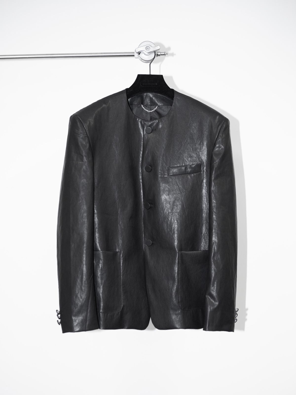 고저(GOZER) Collarless PU Blazer
