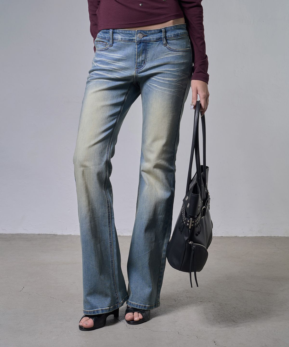 팬시클럽(FANCY CLUB) 워시드 부츠컷 팬츠 (LIGHT BLUE) F26ZD473