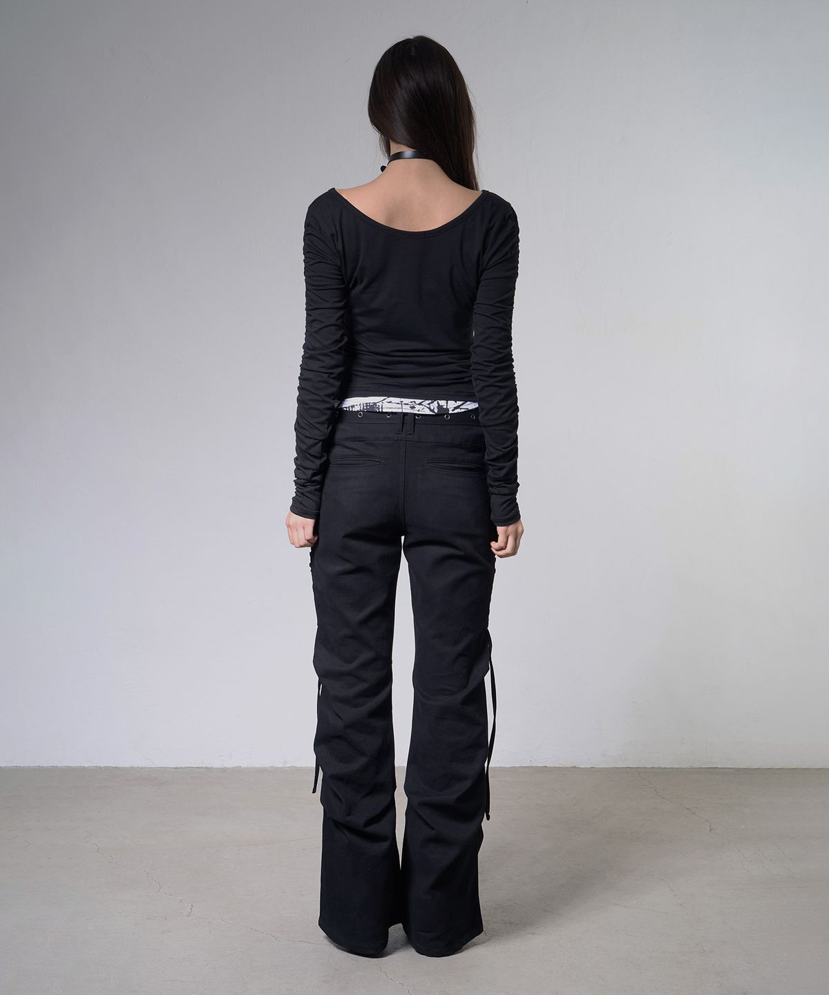 팬시클럽(FANCY CLUB) 더블 레이어드 셔링 탑 (BLACK) F26ZB524