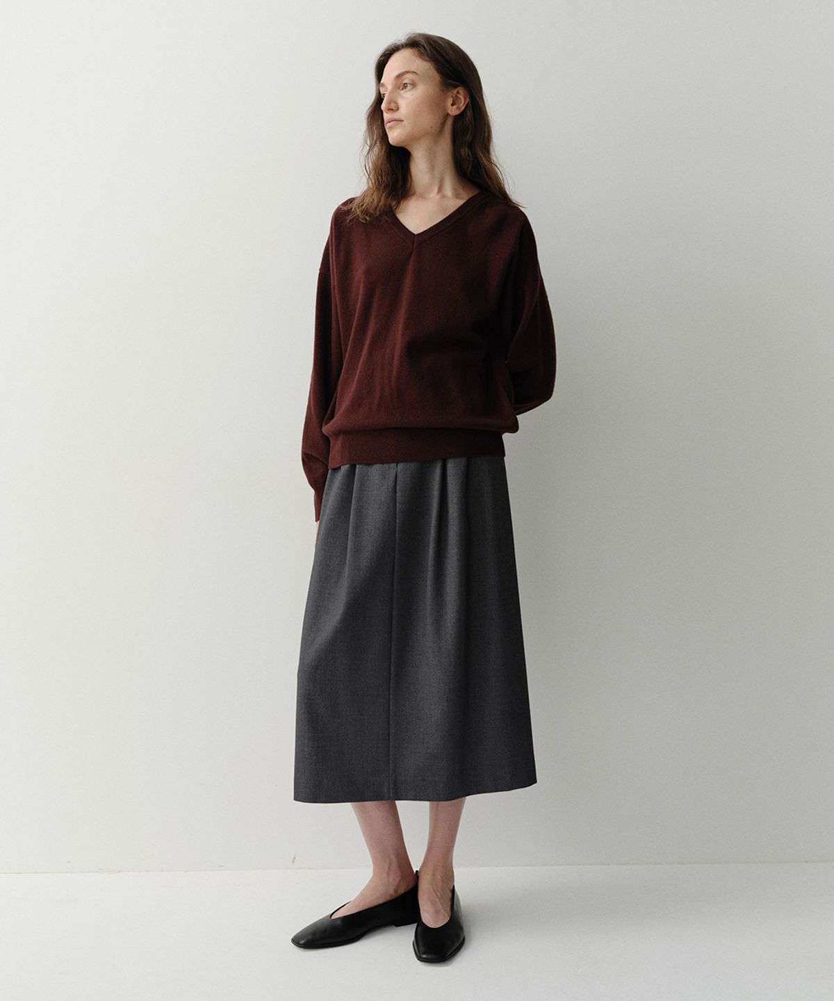 이아(EAAH) RODE CASHMERE V NECK PULLOVER (BURGUNDY)