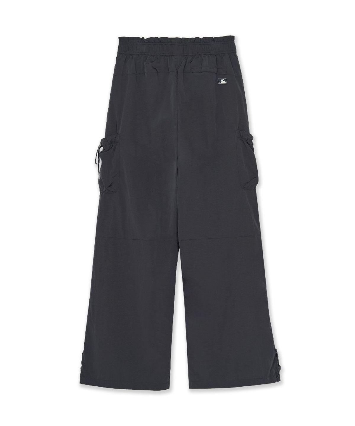 엠엘비(MLB) 여성 고프코어 글로시 레이어드 리본 카고 와이드 플레어 팬츠 NY (D.Charcoal Grey)