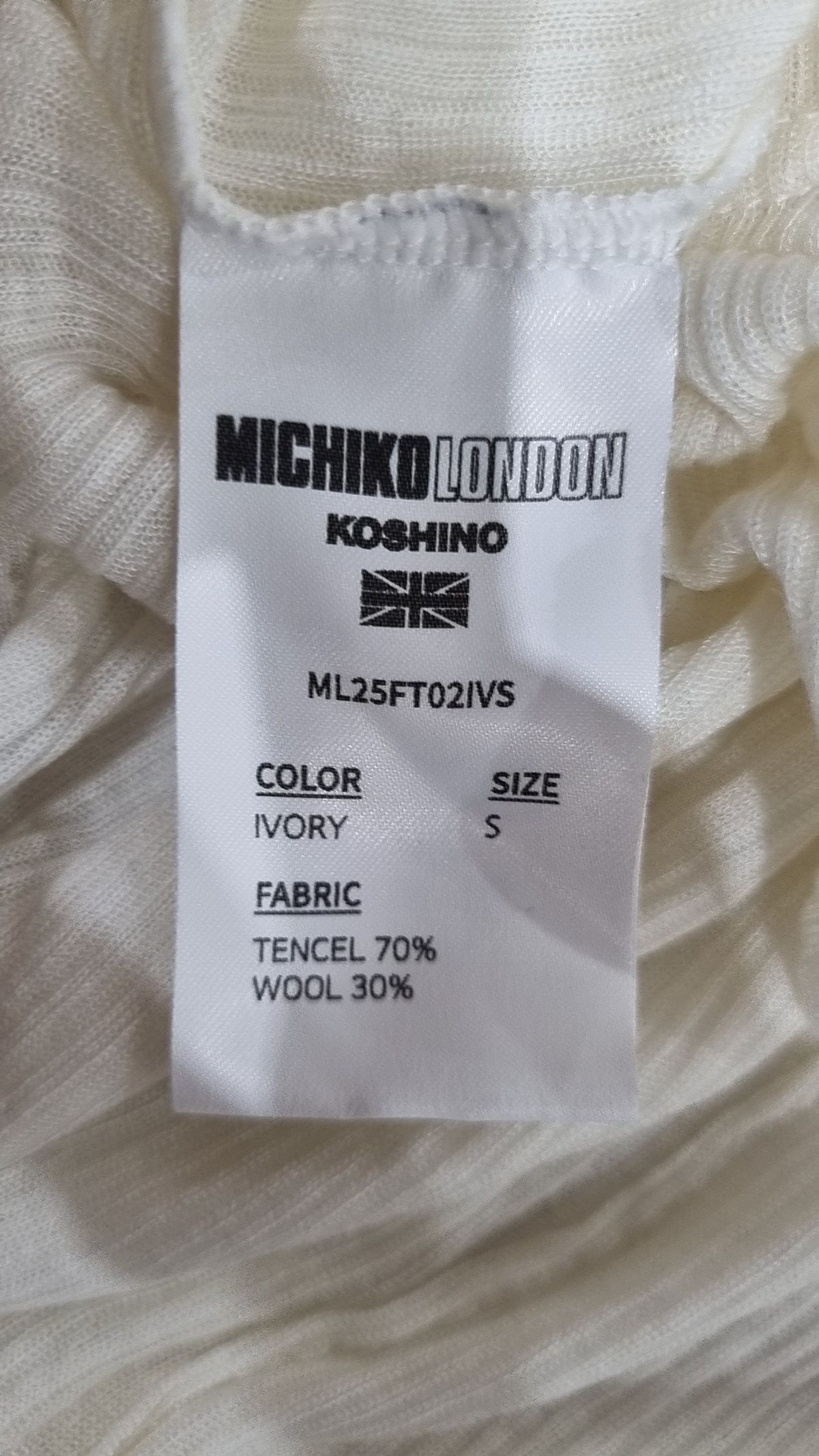 미치코런던코시노(MICHIKO LONDON KOSHINO) 긴소매 티셔츠 S