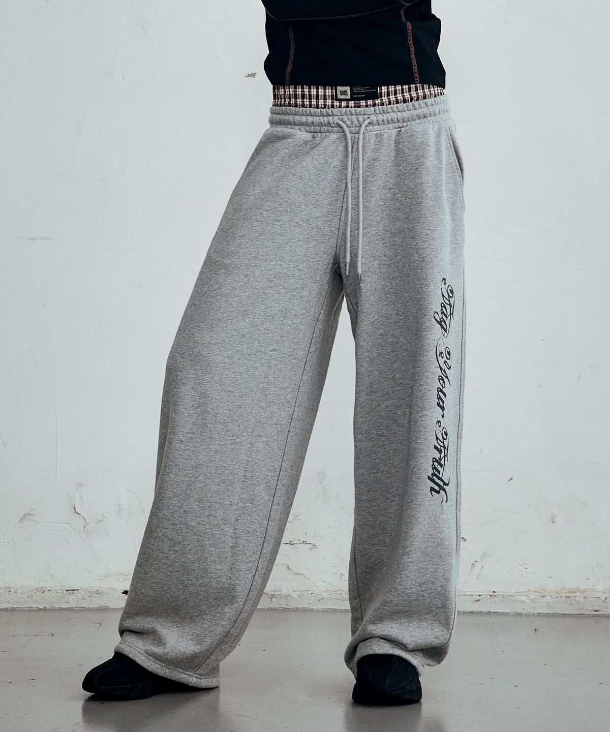 브라운브레스(BROWNBREATH) W CHECK SAGGING PANTS (2colors)