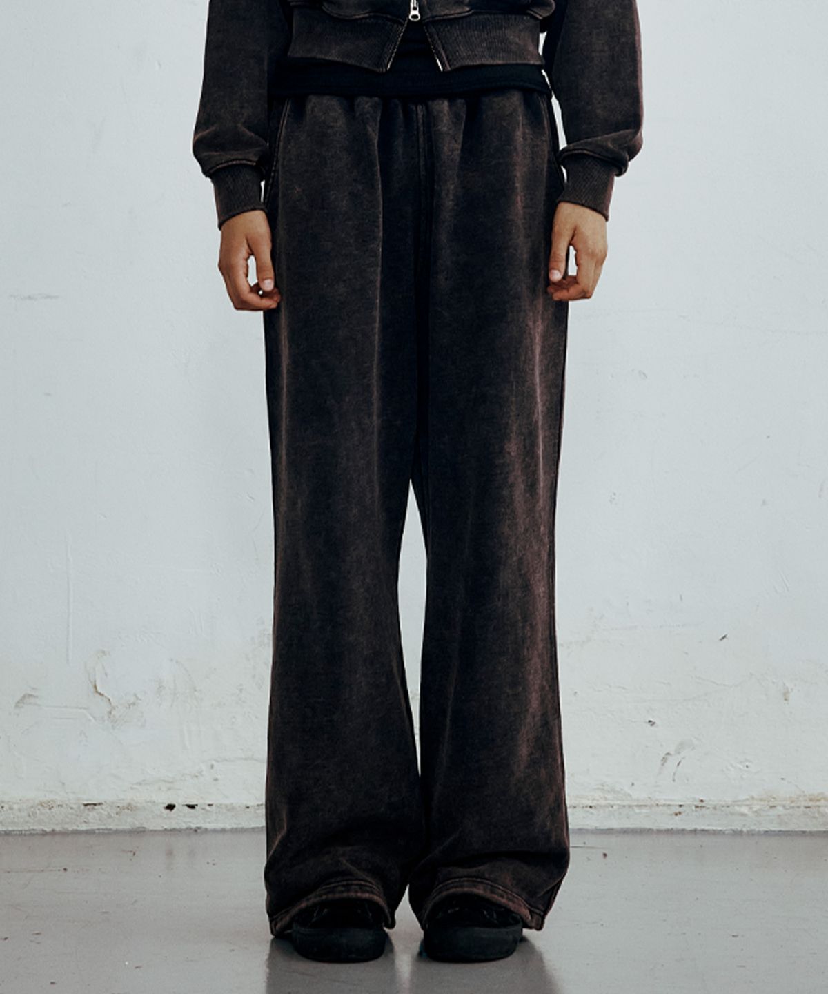브라운브레스(BROWNBREATH) W TAG DIRTY SWEAT PANTS (3colors)