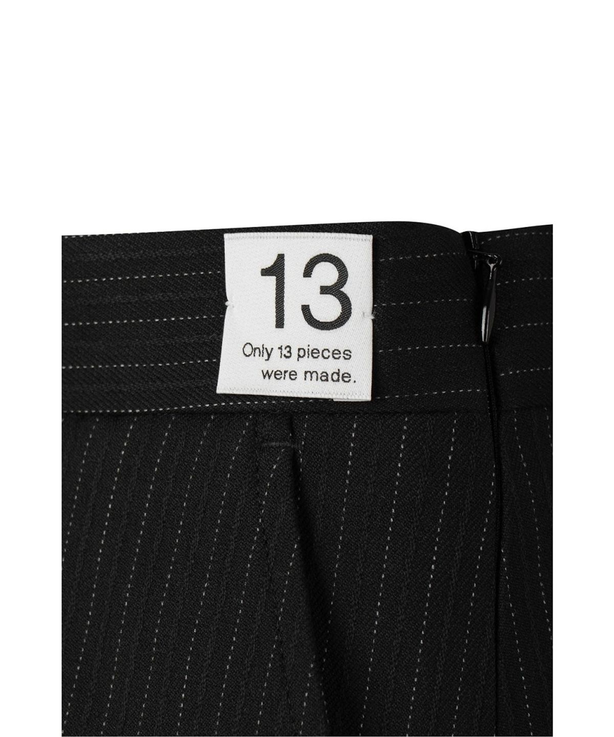 래코드(RECODE) Stripe Structural Side-Drape Skirt RQKAA26564BKX