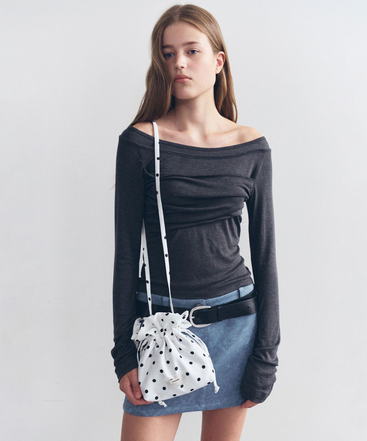 로라로라(ROLAROLA) DOT SATIN BUCKET BAG WHITE
