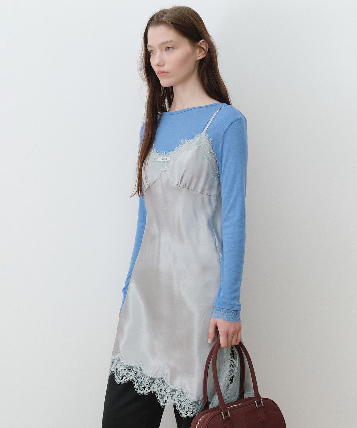 로라로라(ROLAROLA) LACE SLIP DRESS SILVER