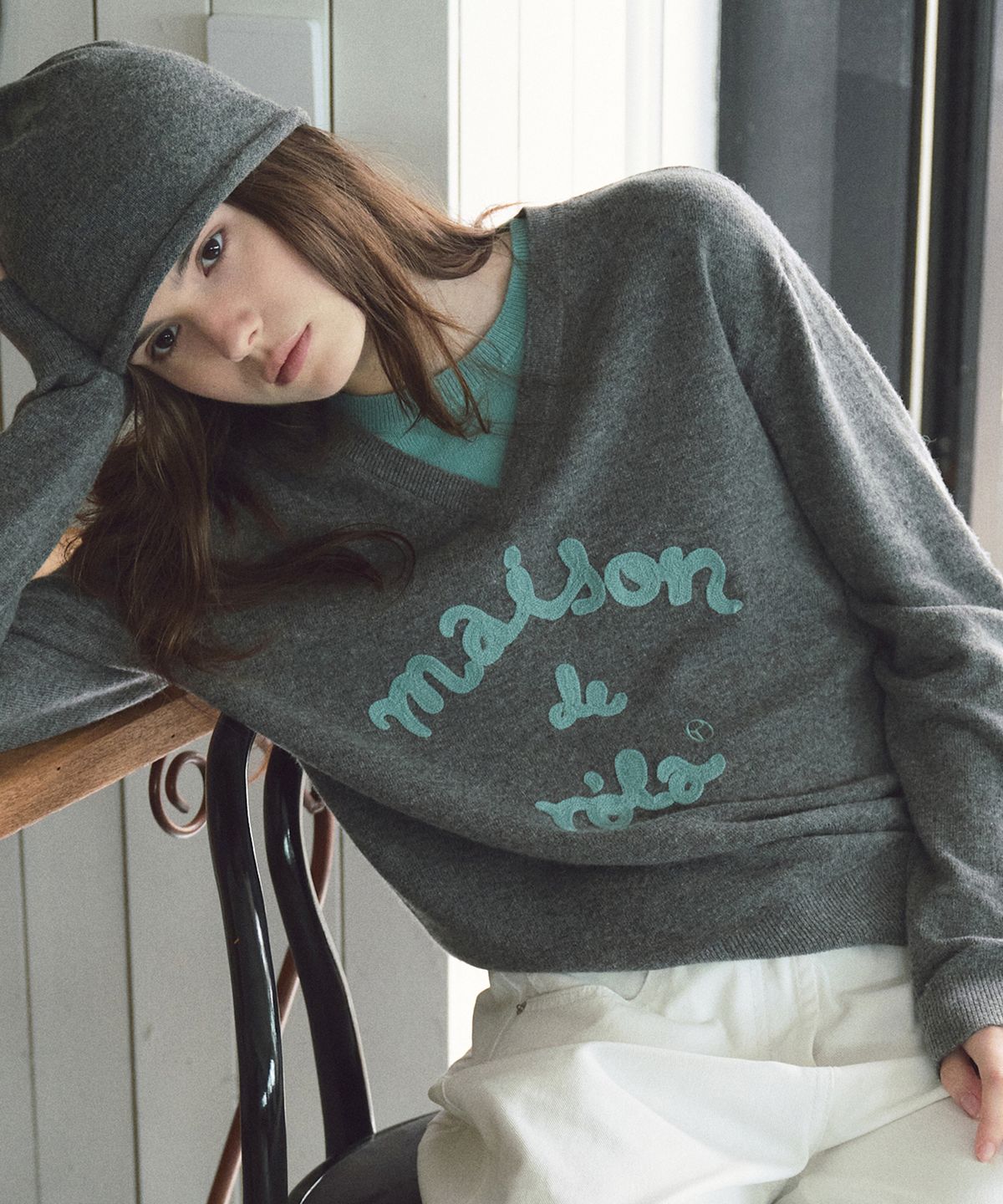 로라로라(ROLAROLA) MAISON DE ROLA EMBROIDERY LAYERED KNIT GY+MT