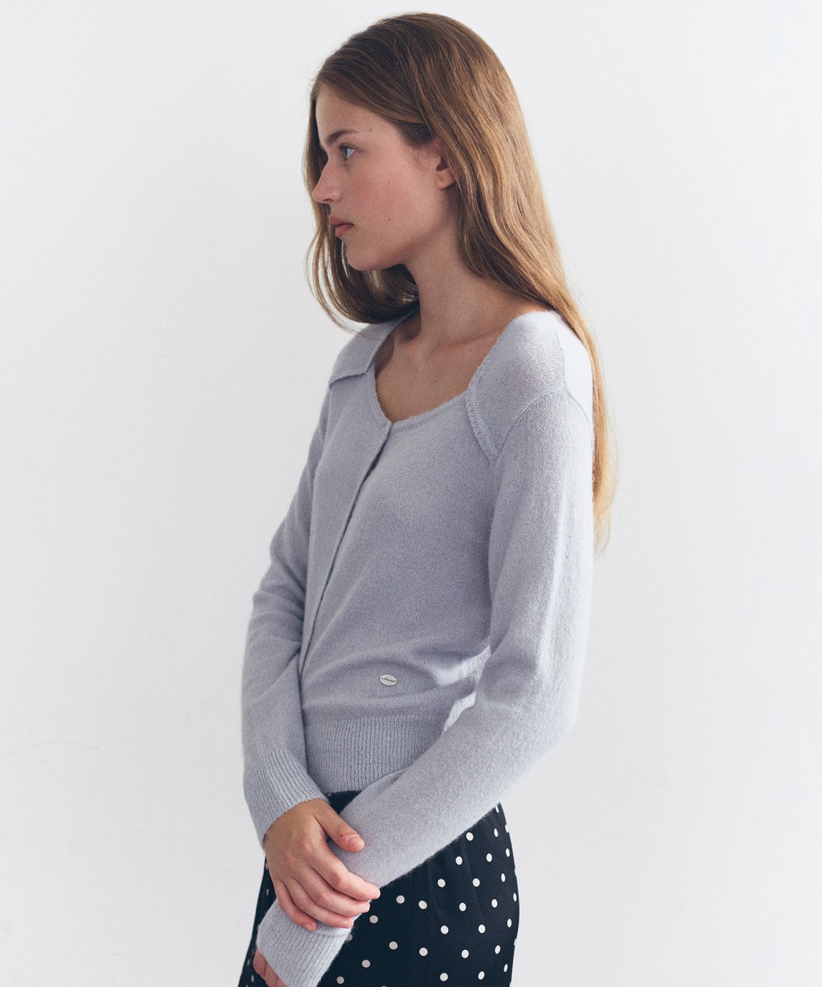 로라로라(ROLAROLA) FEMININE CARDIGAN BLUE