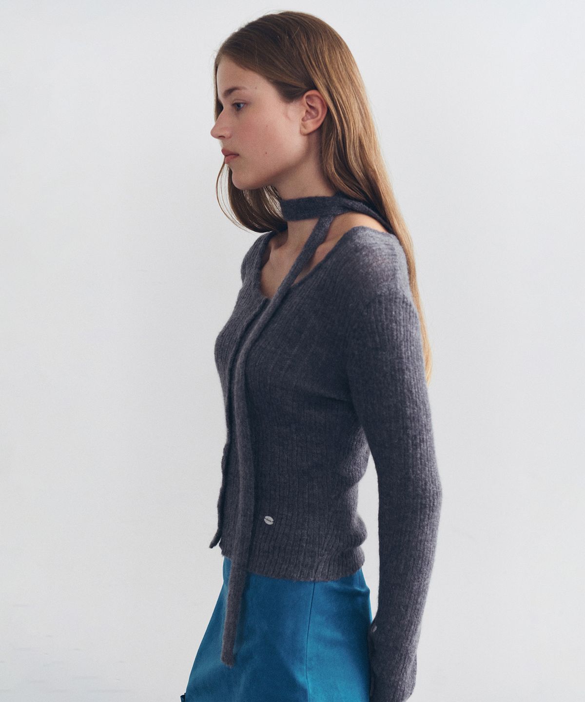 로라로라(ROLAROLA) TIE SET CARDIGAN CHARCOAL