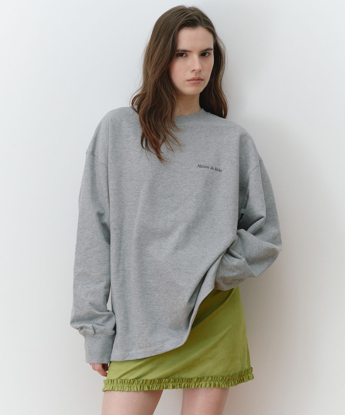 로라로라(ROLAROLA) BACK HORSE GRAPHIC SWEATSHIRT M/GRAY