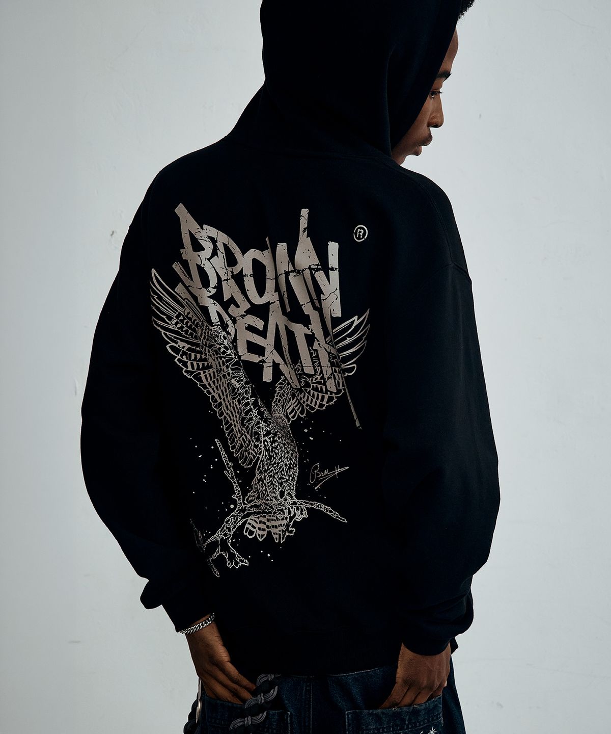 브라운브레스(BROWNBREATH) BB HERITAGE EAGLE TAG HOODIE (3colors)